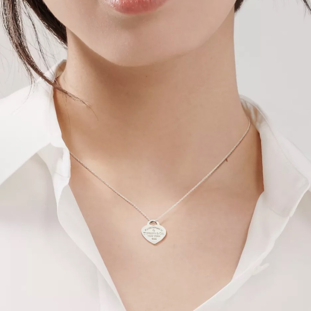 Silver Heart Pendant Necklace